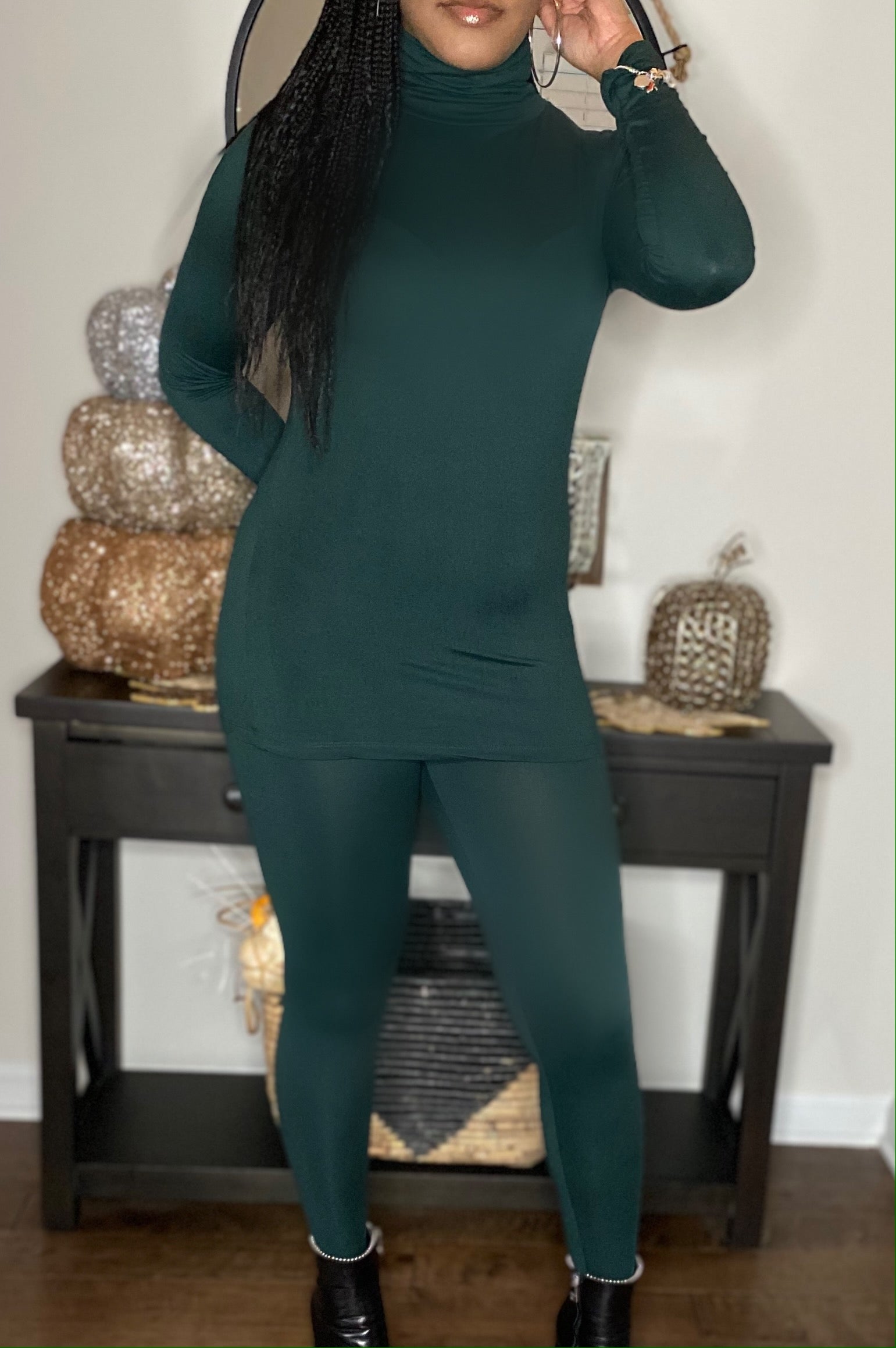 The Weekend 2pc leggings and top Set-hunter green, deep camel, ash grey and navy